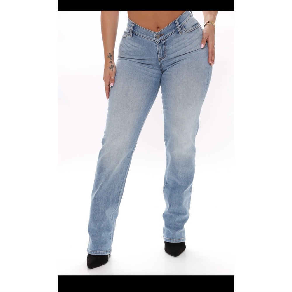 V Nice to Meet you straight leg Jean